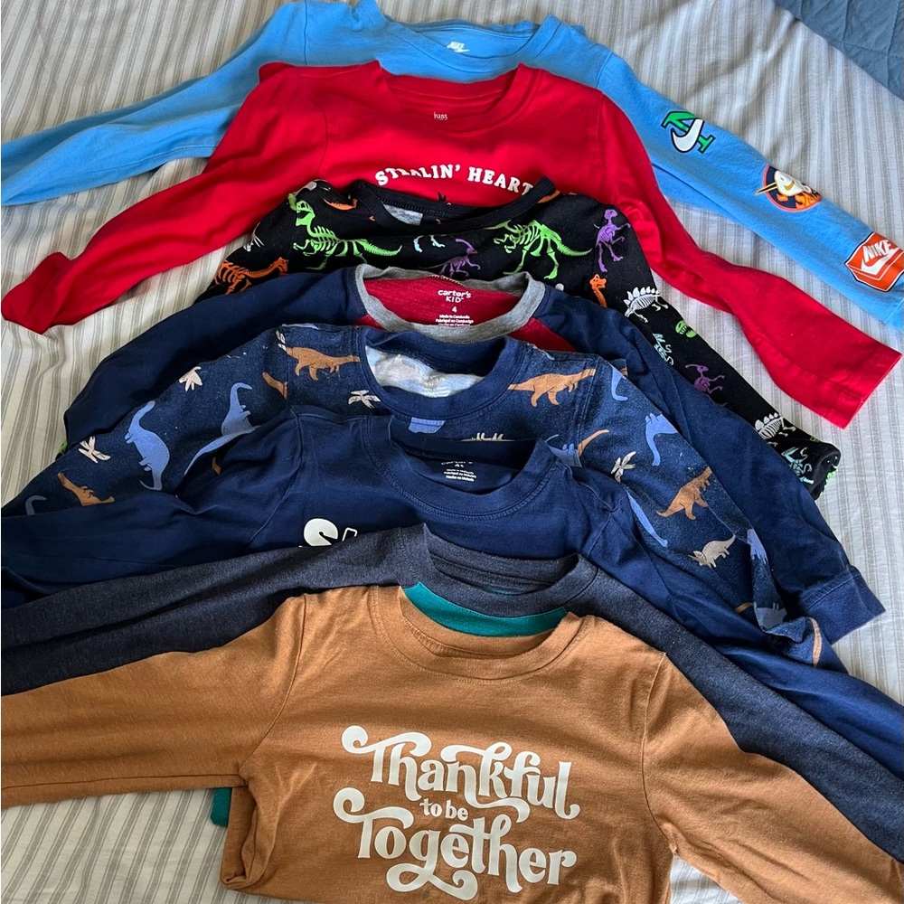 8 long sleeve graphic  t shirts